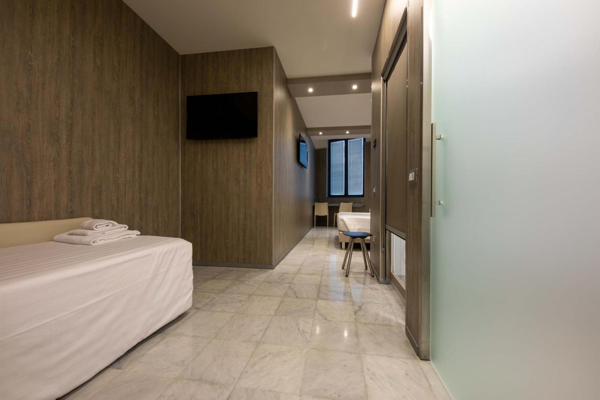 Hotel Tre Ville Parma Exterior photo